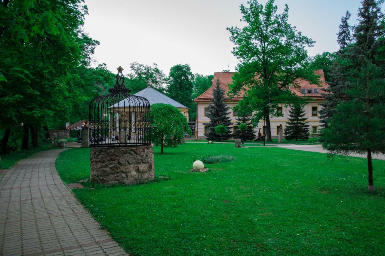 Grand Spa Holiday Home Sklené Teplice Exteriér fotografie